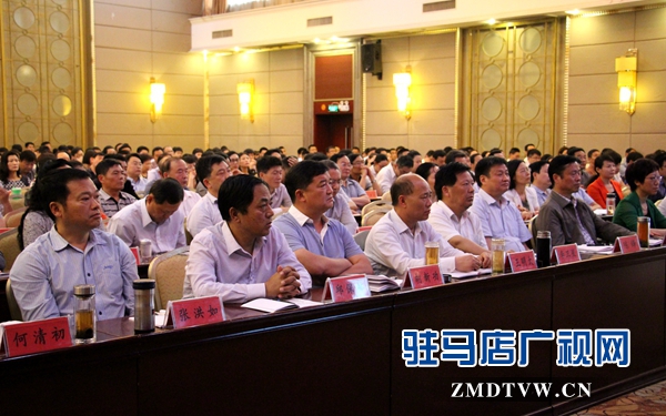 全市紀(jì)檢監(jiān)察機(jī)關(guān)“兩學(xué)一做”學(xué)習(xí)教育動(dòng)員會召開