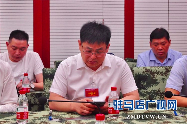 駐馬店市企業(yè)擁軍優(yōu)屬協會會長、青商會會長、鵬宇集團創(chuàng)始人總裁朱新紅率隊開展八一建軍節(jié)慰問活動