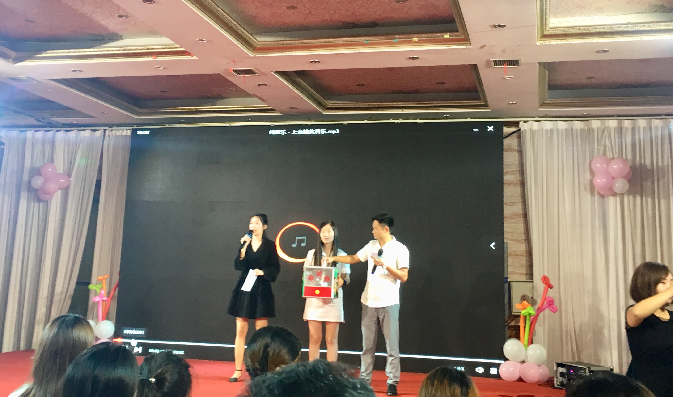 “不忘初心，方得始終”暨本心潤東國際藝術(shù)學(xué)校第一屆匯報演出精彩綻放