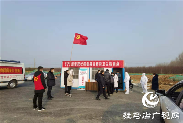 黨旗飄揚(yáng)，黨徽閃亮