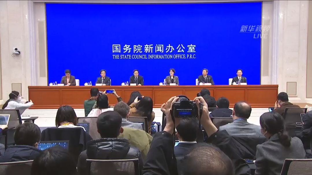 “?全國口罩企業(yè)復(fù)工率超過76%”……今天，這些重要消息值得關(guān)注！