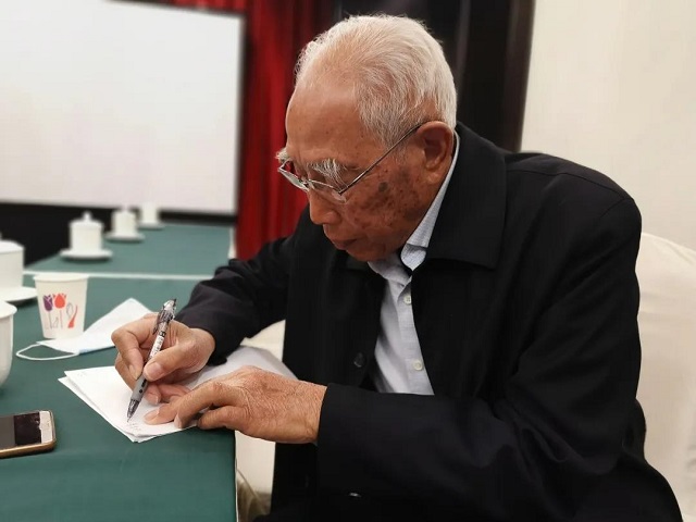 一生視玉米種子比命更重要，84歲的他獲“最美科技工作者”稱號