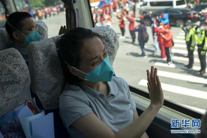 “我們這個城市要解封了！”春晚這個小品太好哭了……