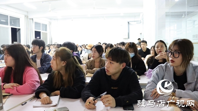 黃淮學(xué)院動畫學(xué)院舉行“學(xué)黨史，講黨課”黨員教育活動