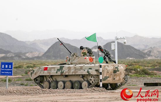 “國(guó)際軍事比賽-2021”“蘇沃洛夫突擊”第二輪單車(chē)賽中國(guó)參賽隊(duì)斬獲第一