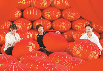 “到處可見的‘中國紅’，是最美的色彩”
