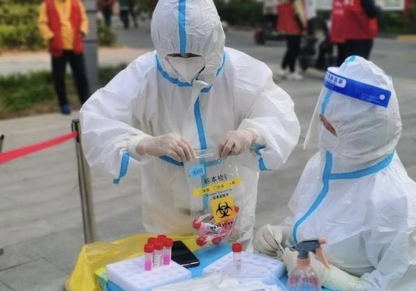 河聲：不動搖、不走樣，奮力撐好疫情防控的“每一篙”——抗疫攻堅進行時④