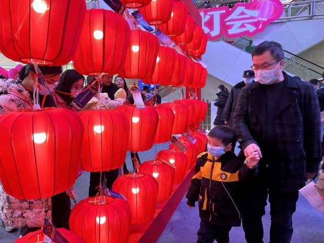 飽口福、品文化、享玩樂——元宵節(jié)消費市場一線觀察