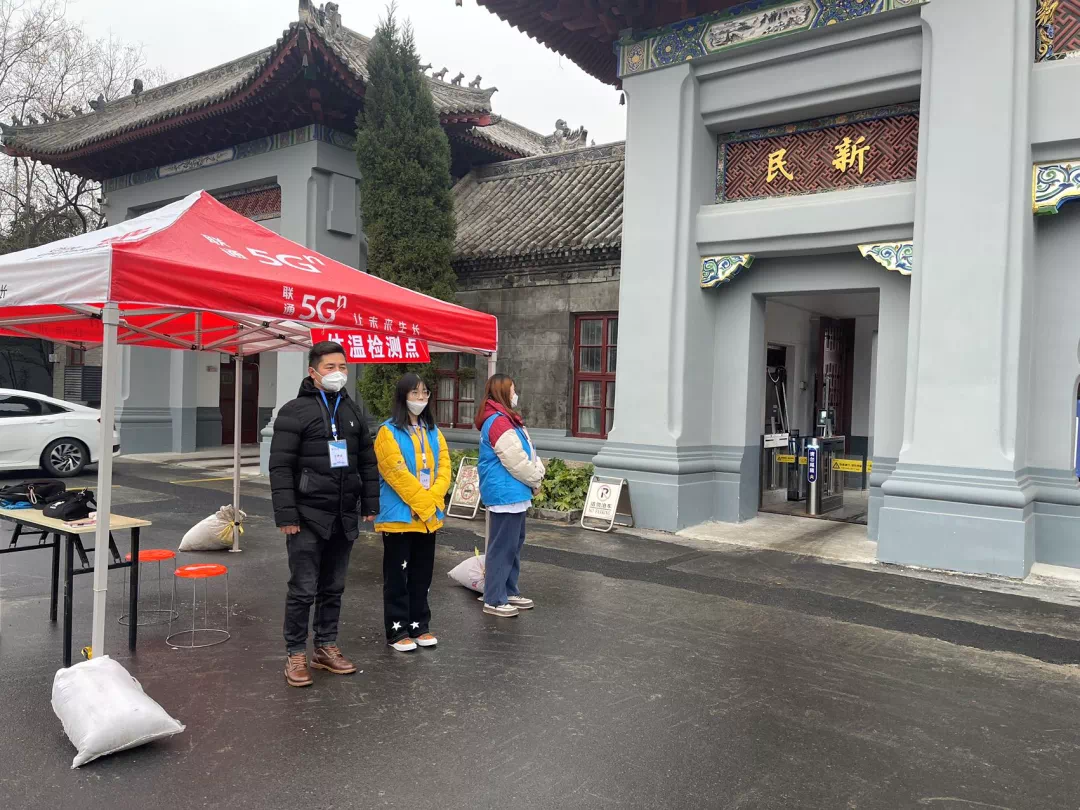 你好新學(xué)期！河南高校開(kāi)學(xué)“大片”上演 學(xué)生：真正的大學(xué)生活回來(lái)了