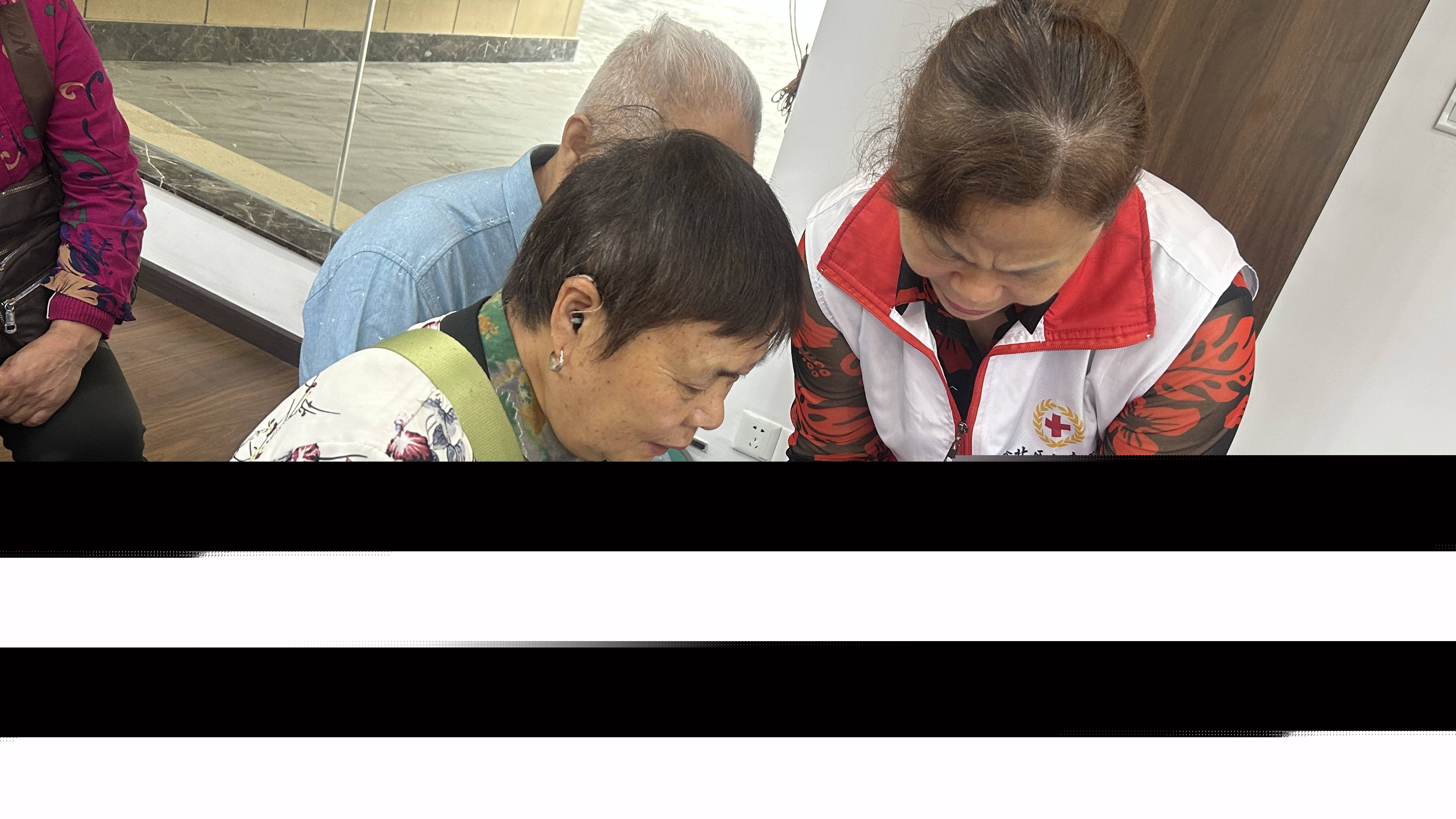 全民數(shù)字素養(yǎng)與技能提升月，重慶渝北區(qū)開展數(shù)字進(jìn)社區(qū)活動
