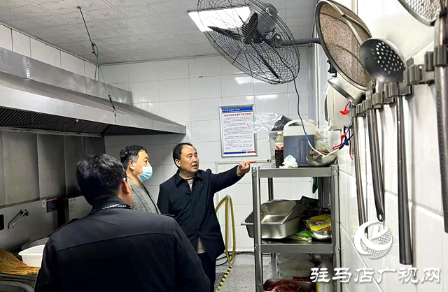 泌陽(yáng)縣市場(chǎng)監(jiān)督管理局開展 元旦節(jié)前餐飲食品安全專項(xiàng)整治行動(dòng)