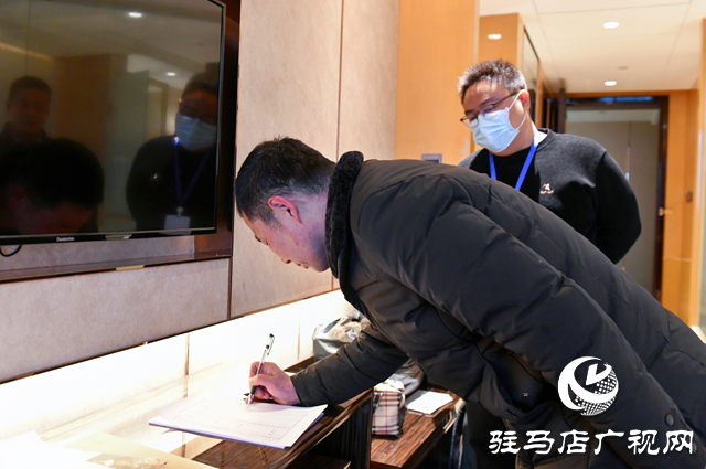 傳民意 話期待！駐馬店市人大代表向大會(huì)報(bào)到