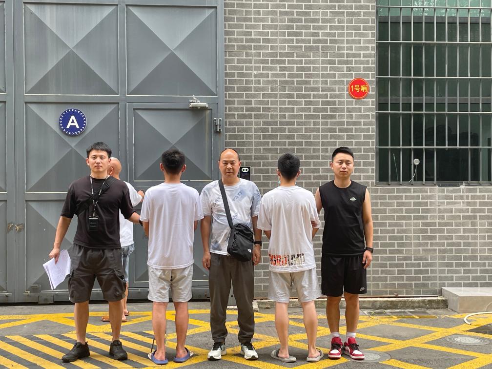 新華調(diào)查丨“認(rèn)養(yǎng)黑豬”就“返利”？ 警惕新型網(wǎng)絡(luò)傳銷！