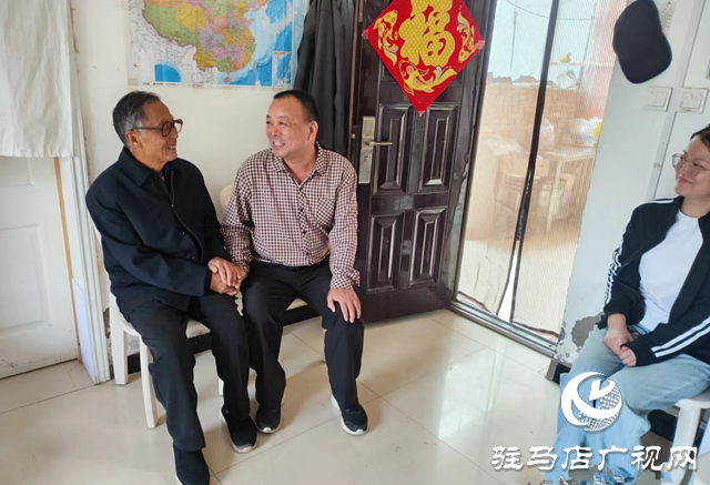 新蔡縣委統(tǒng)戰(zhàn)部開(kāi)展重陽(yáng)節(jié)走訪(fǎng)慰問(wèn)活動(dòng)