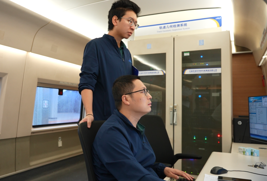 聯(lián)調(diào)聯(lián)試！檢測列車最高時速達385公里
