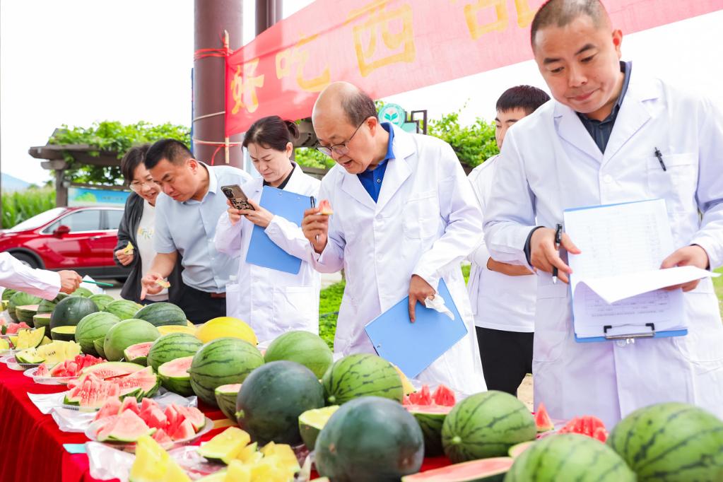 中國人的“吃瓜自由”，底氣越來越足