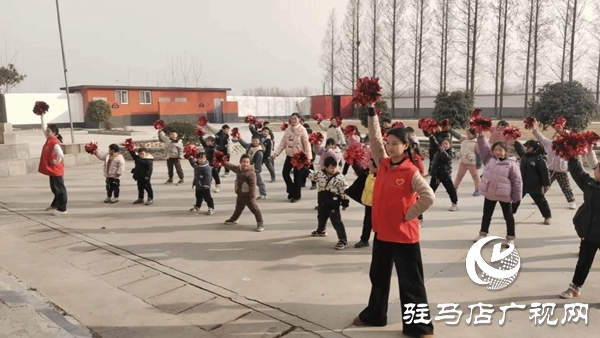 駐馬店職業(yè)技術(shù)學(xué)院教師教育學(xué)院開展美育浸潤(rùn)下鄉(xiāng)支教活動(dòng)