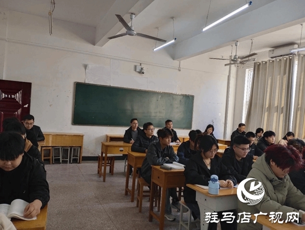 駐馬店職業(yè)技術(shù)學(xué)院開(kāi)展“大思政課”講評(píng)活動(dòng)