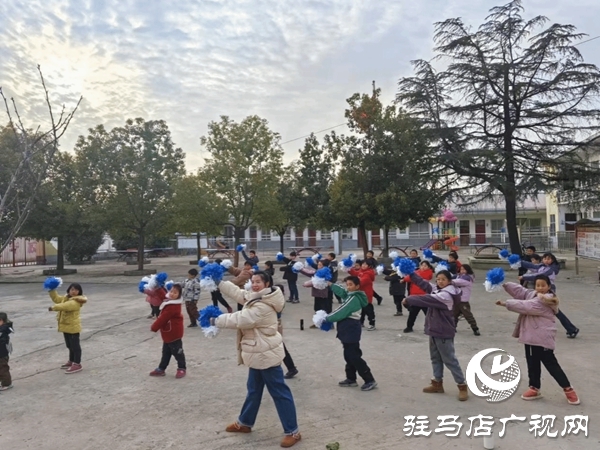 駐馬店職業(yè)技術(shù)學(xué)院教師教育學(xué)院開展美育浸潤(rùn)下鄉(xiāng)支教活動(dòng)