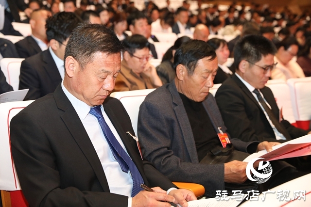 泌陽縣第十五屆人民代表大會(huì)第五次會(huì)議開幕