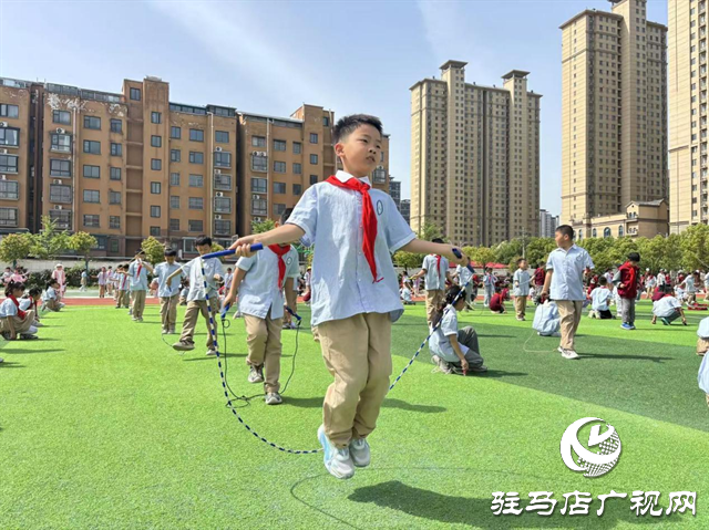  金雀路小學(xué)：跳繩運(yùn)動(dòng) 課間的一道風(fēng)景線