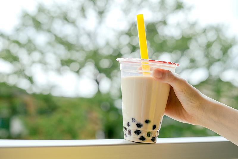 奶茶真的最好在2小時內(nèi)喝完！否則……