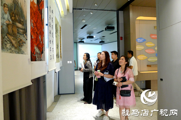  “中國夢·勞動美”五省十地書畫聯(lián)展耀啟平輿，共慶工會百年華誕