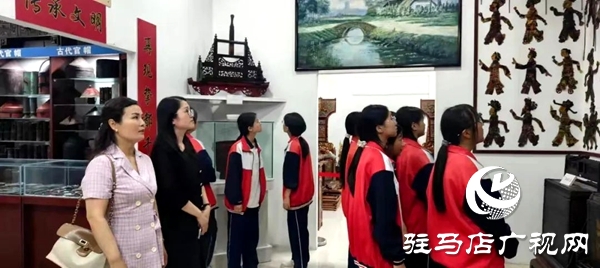 平輿縣第一初級(jí)中學(xué)學(xué)子在摯都民宿文化博物館開展科普教育學(xué)習(xí)活動(dòng) 