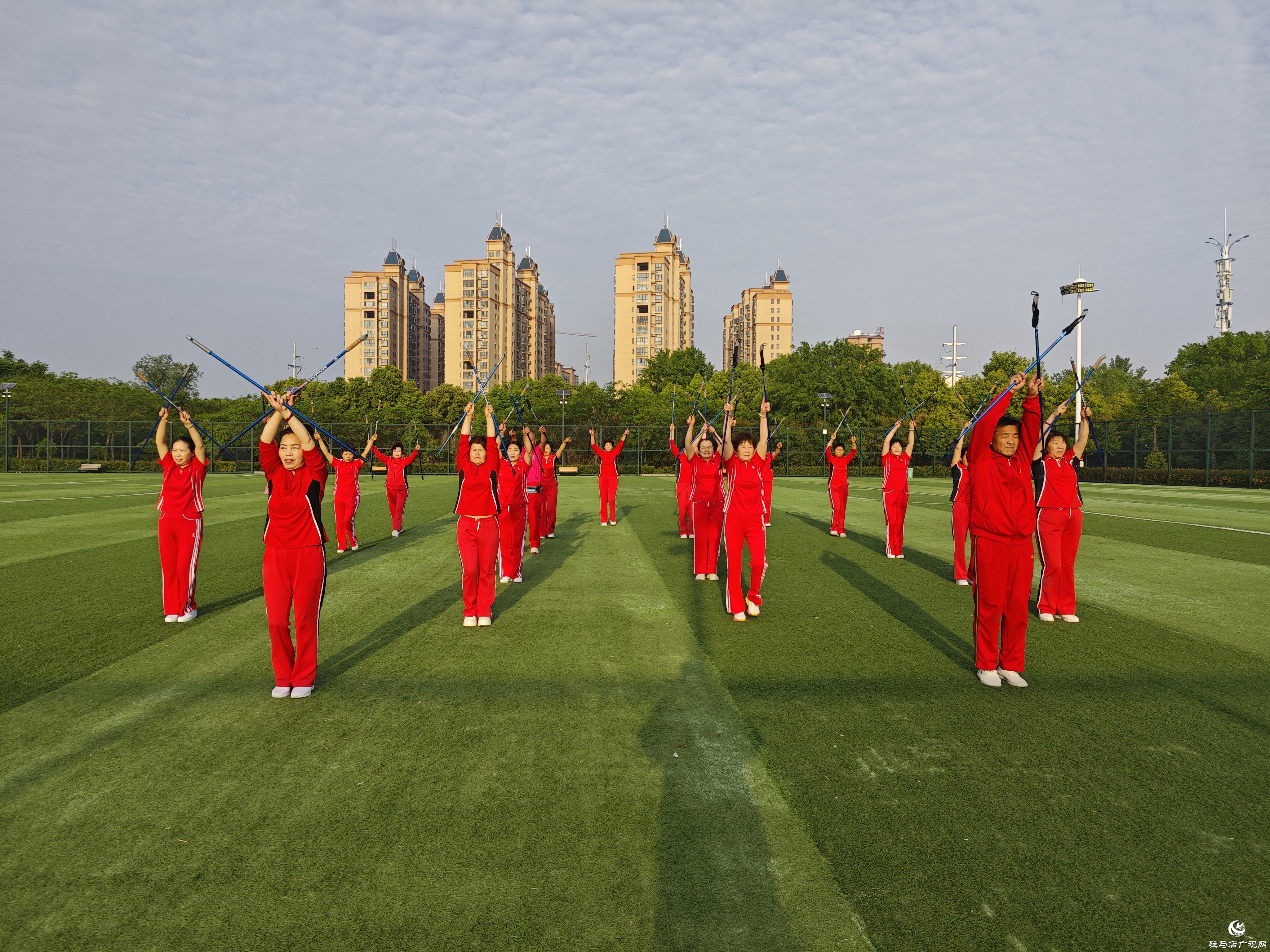 正陽縣老干部大學(xué)舉行慶“六一”老頑童聯(lián)歡晚會