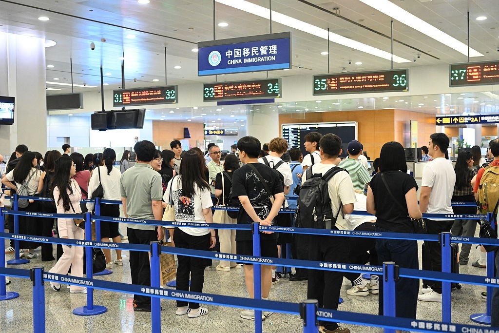 今起試行 中國(guó)單方面免簽“朋友圈”再增4國(guó)