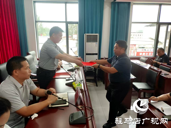 平輿縣李屯鎮(zhèn)：筑牢防溺水 “安全網(wǎng)”  簽訂責任書保平安