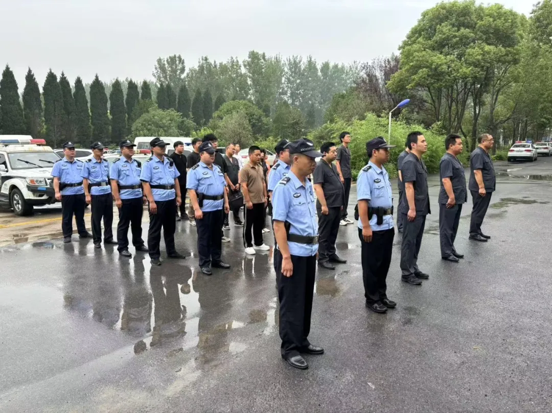 破執(zhí)行堅冰者 必懷熾熱初心——驛城區(qū)法院執(zhí)行局2025年第57次集中執(zhí)行活動紀實