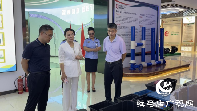 無事不擾，一碼通查！ 我市在部分重點(diǎn)工業(yè)企業(yè)推行“行政檢查一碼通”工作