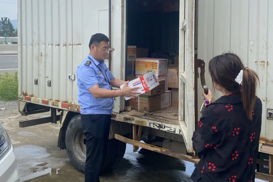 駐馬店重拳出擊！集中整治農(nóng)村假冒偽劣食品