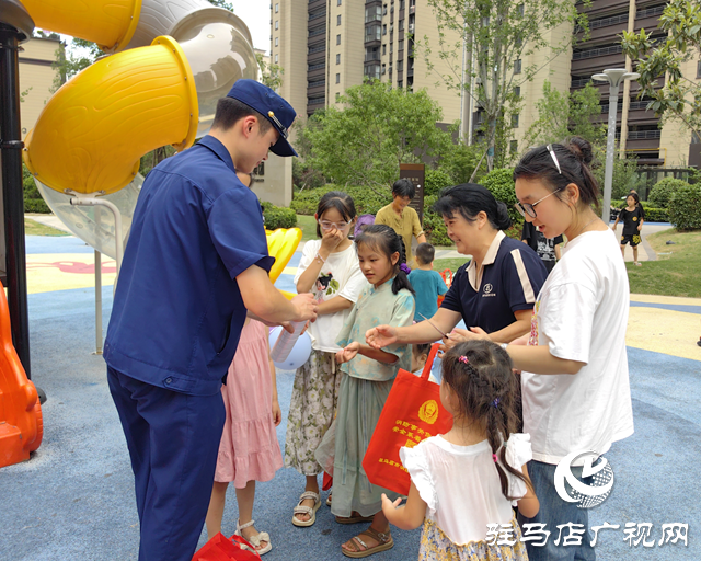 駐馬店市城鄉(xiāng)一體化示范區(qū)消防大隊開展消防主題宣傳活動