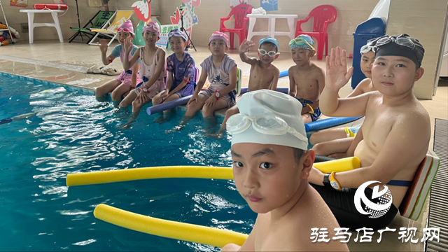 暑期孩子學(xué)游泳火爆！這份選館指南家長(zhǎng)請(qǐng)收好