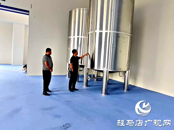平輿縣萬金店鎮(zhèn)：實地督導(dǎo)“三園”建設(shè)重點(diǎn)項目，加速設(shè)備進(jìn)駐促投產(chǎn)