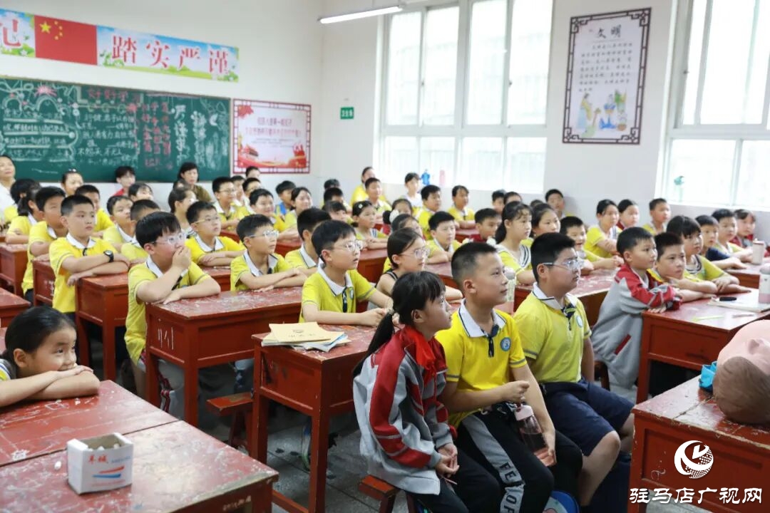 正陽縣人民醫(yī)院開展基本公共衛(wèi)生服務健康巡講進校園活動