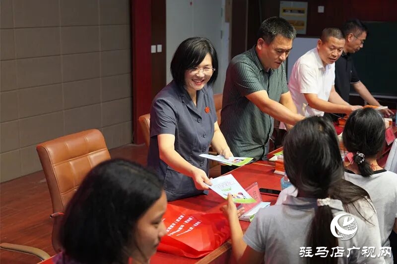 平輿縣人民法院：當(dāng)“哪吒”遇上開(kāi)學(xué)第一課，含“法”量100%！