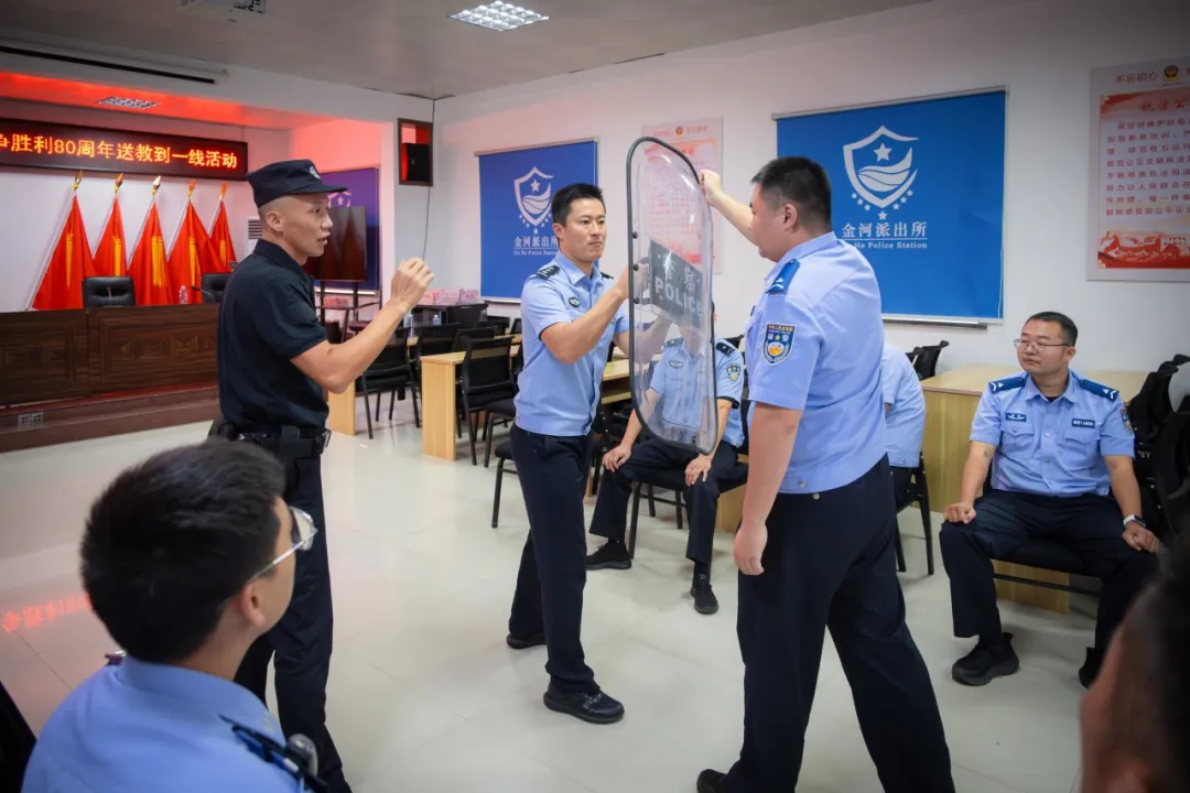 駐馬店公安：送教到基層 強能淬精兵