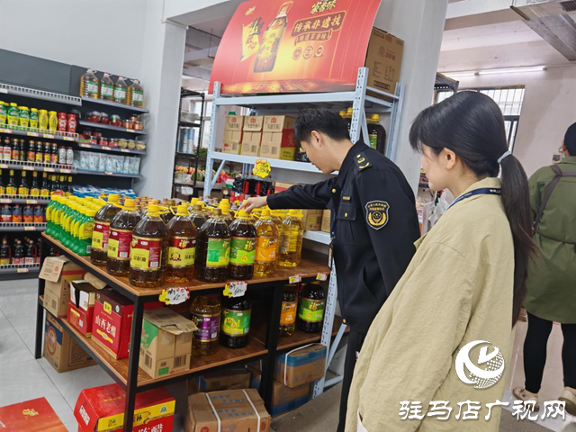 駐馬店市高新區(qū)市場(chǎng)監(jiān)管分局專項(xiàng)檢查專項(xiàng)檢查織密節(jié)令食品安全網(wǎng)?