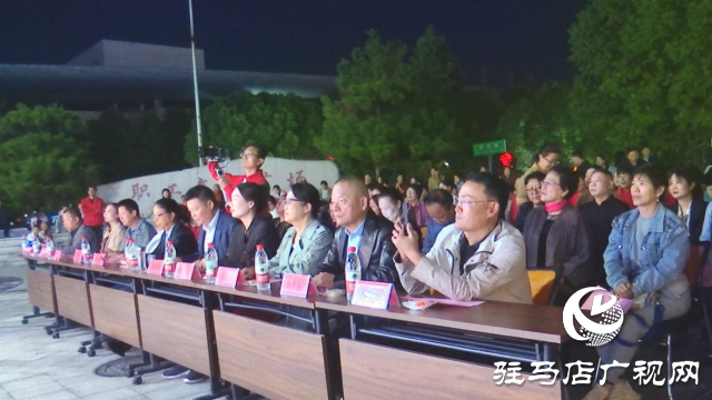 “中國夢 勞動美 工會情” 2025 年駐馬店工會職工文化廣場慶祝中國人民抗日戰(zhàn)爭勝利 80 周年暨閉幕演出圓滿舉行