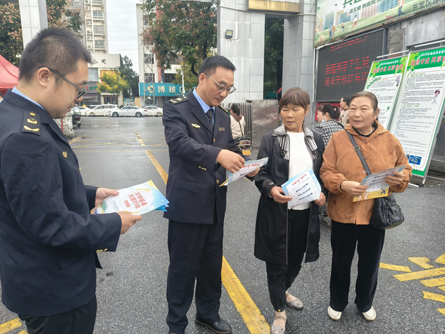 駐馬店經(jīng)濟開發(fā)區(qū)啟動2025年食品安全宣傳周活動