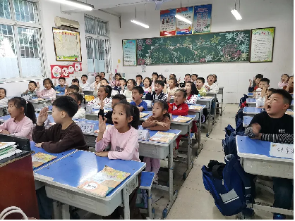 駐馬店市第三小學(xué)開(kāi)展2025年秋季學(xué)期一、二年級(jí)習(xí)慣口令化展示活動(dòng)