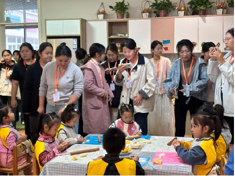 駐馬店市實驗幼兒園承接河南省2025年第7期園長任職資格培訓班跟崗研修活動