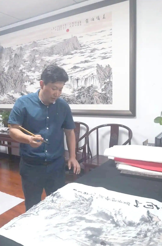 確山一高百年校慶：詩(shī)歌與藝術(shù)共鳴的歷史時(shí)刻
