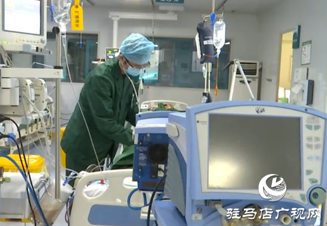 正陽縣：醫(yī)護(hù)人員堅(jiān)守崗位 用奉獻(xiàn)守護(hù)國慶安康??