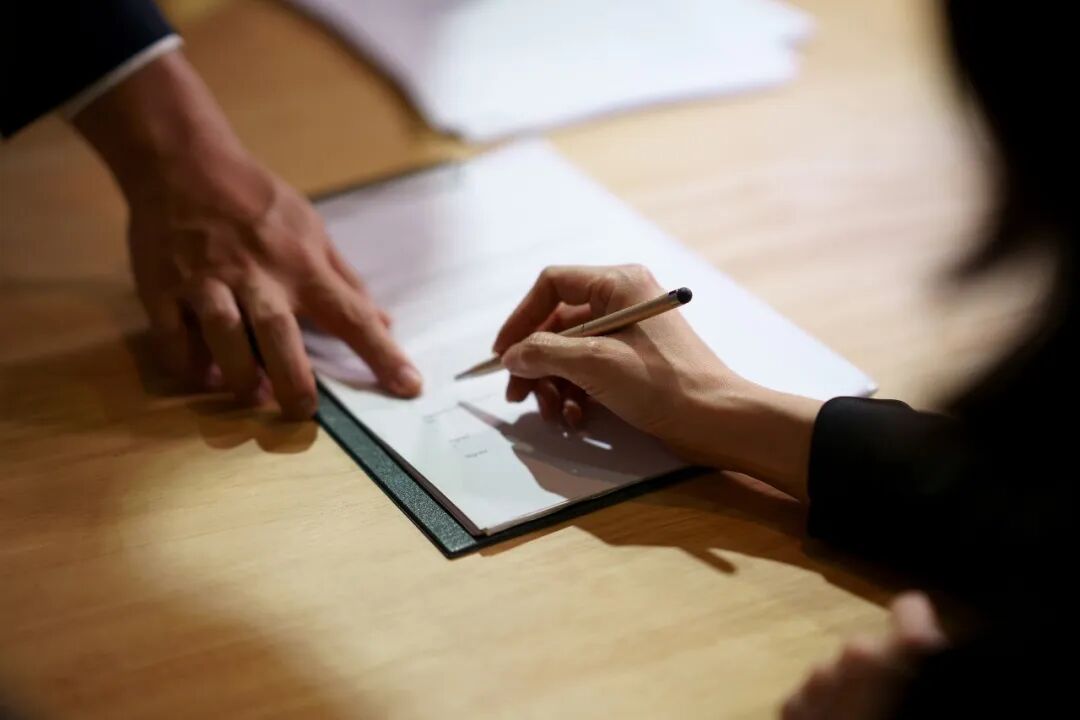 換了家公司，工齡被“抹零”了？警惕這種“切斷工齡”的套路