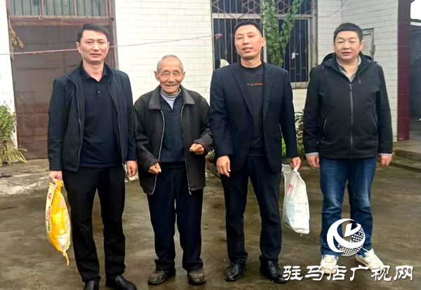 遂平縣窗戶臺(tái)村：中秋國(guó)慶送溫暖  駐村幫扶暖人心
