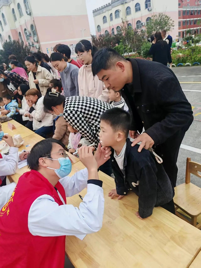 駐馬店市中醫(yī)院走進(jìn)幼兒園開展 “五小” 專項行動 守護(hù)兒童健康